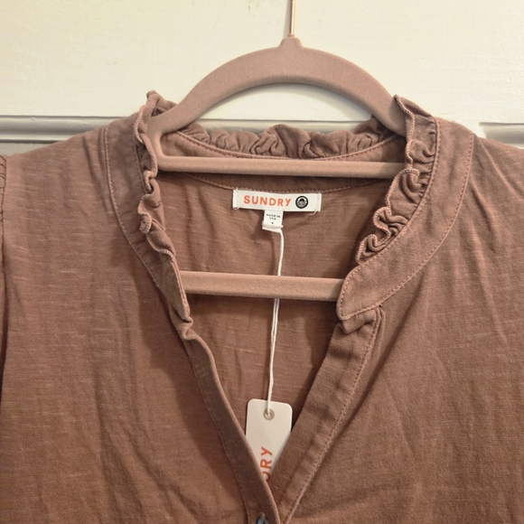 Sundry By "Anthropologie" Puff Sleeve & Ruffled Neckline- LIGHT BROWN! - Picture 4 of 7